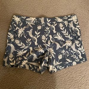 Loft Peacock Ruffle Riviera Shorts Size 6